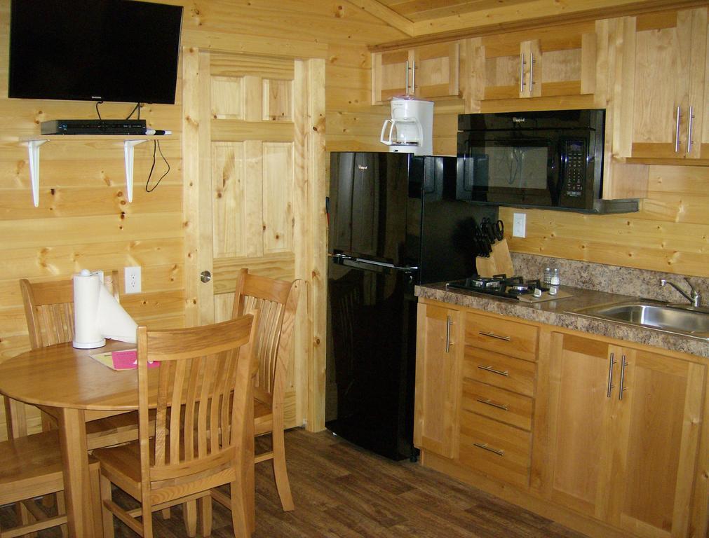 Lake Minden Camping Resort Cottage 2 Nicolaus Buitenkant foto